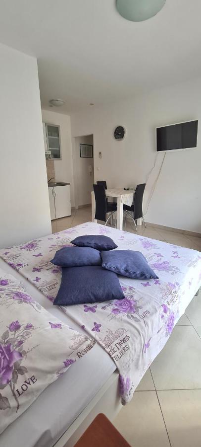 Apartman Scotti Kaštela Exterior foto